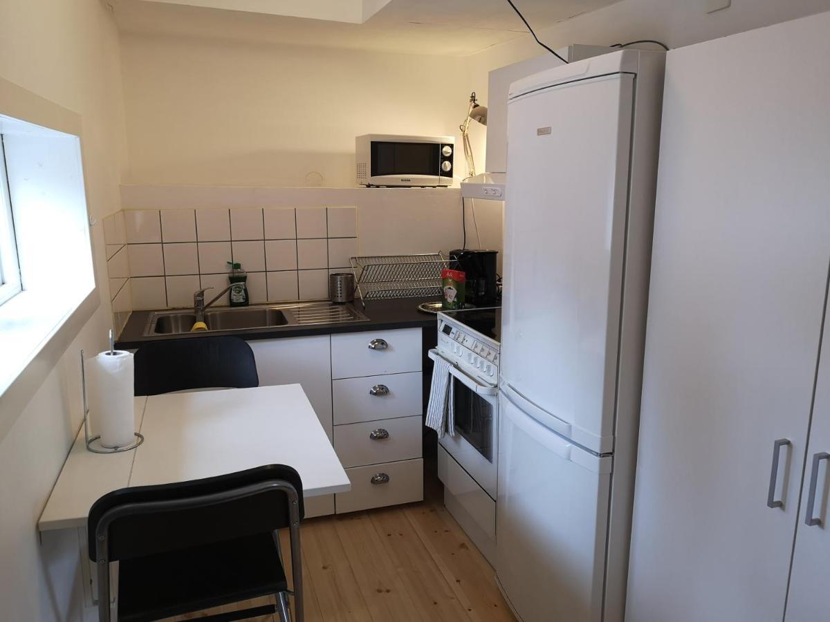 Stockholm B&B Cottage Нака Екстер'єр фото