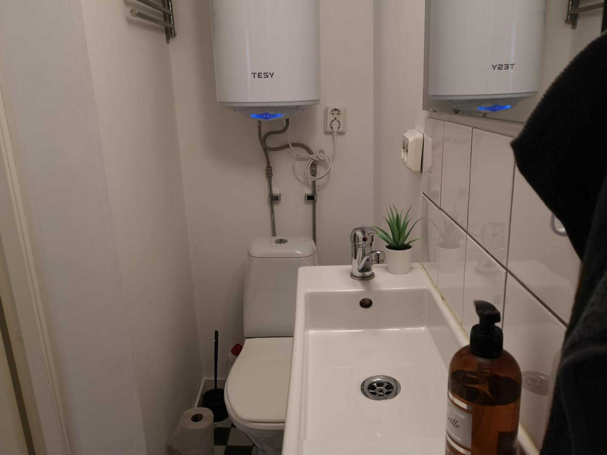 Stockholm B&B Cottage Нака Номер фото