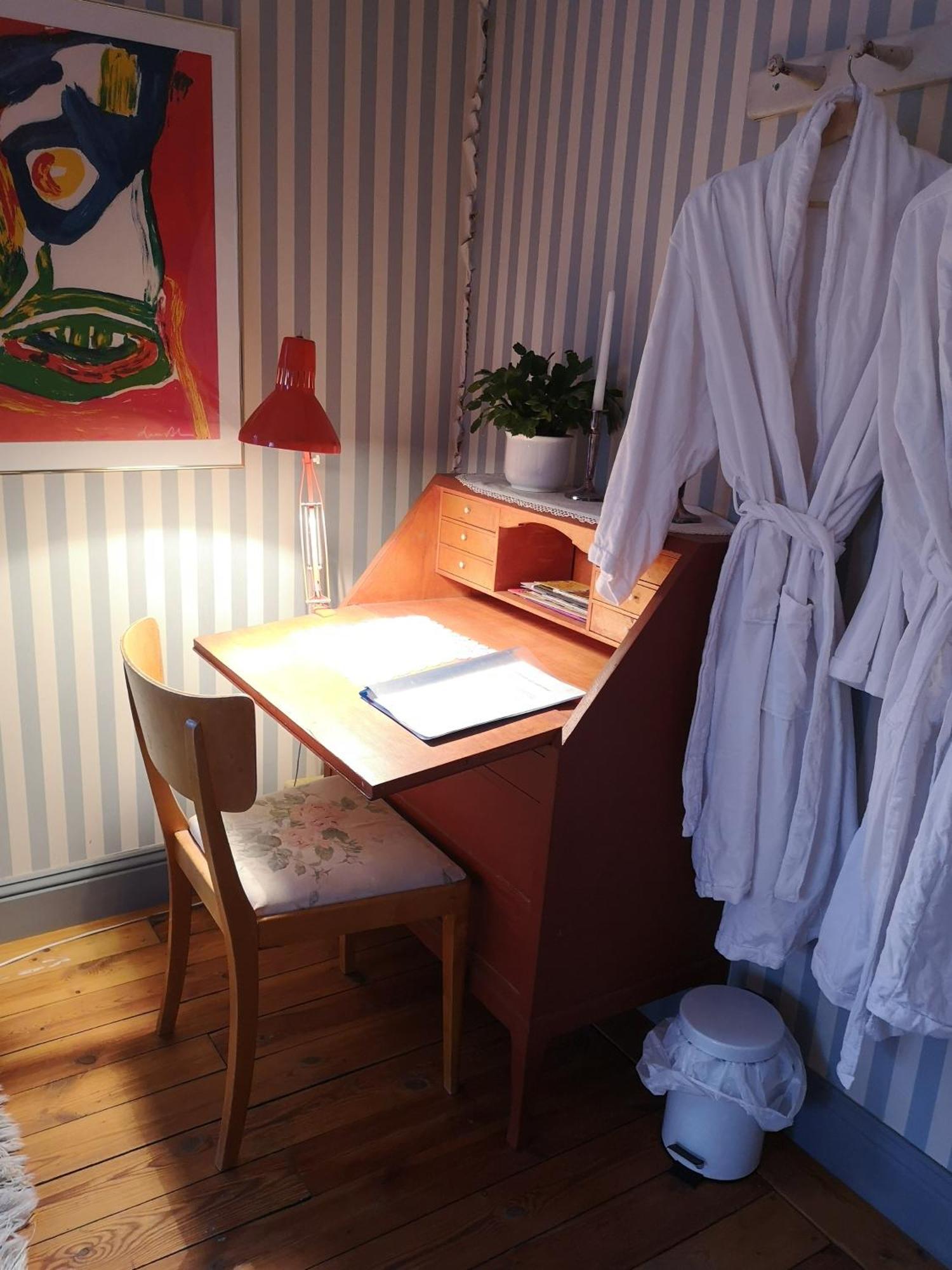 Stockholm B&B Cottage Нака Номер фото