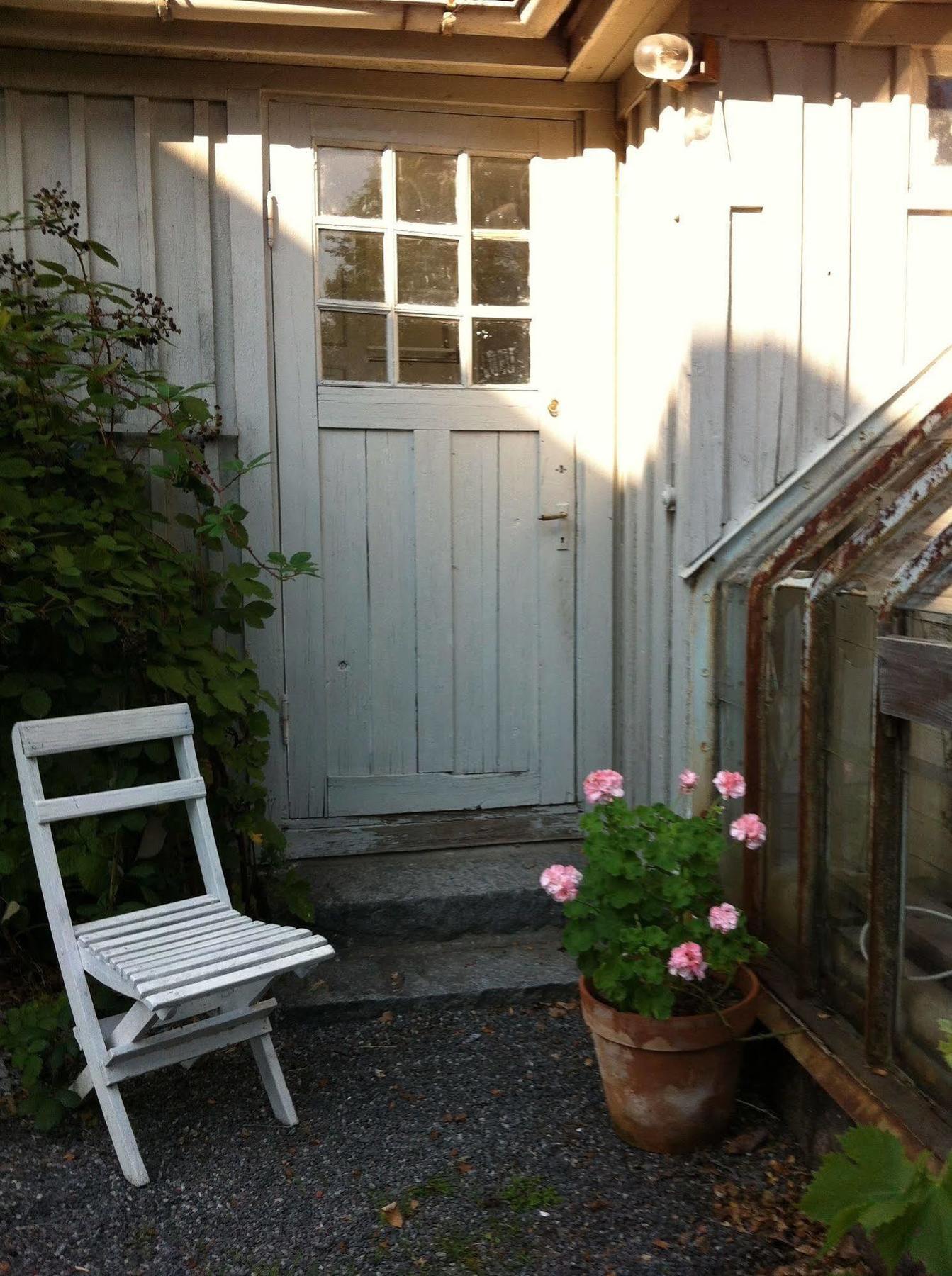 Stockholm B&B Cottage Нака Екстер'єр фото
