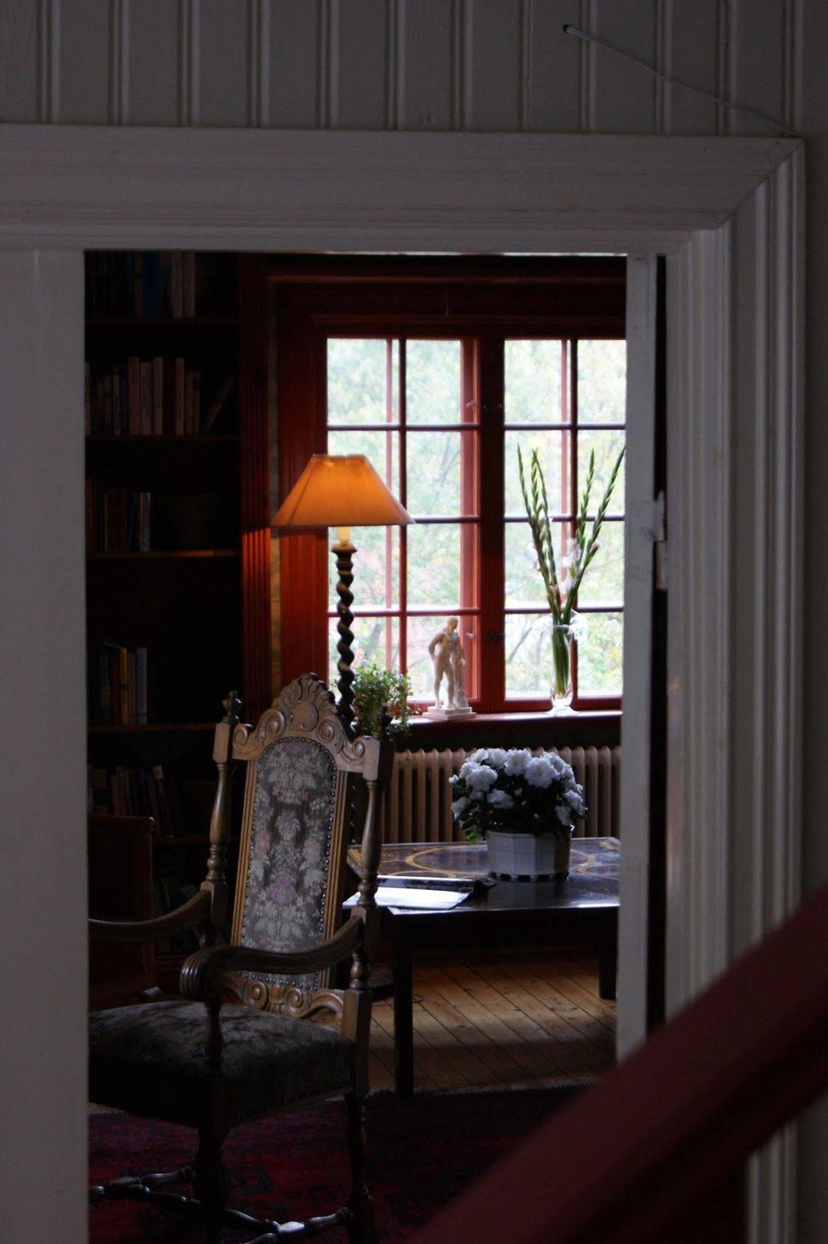 Stockholm B&B Cottage Нака Екстер'єр фото